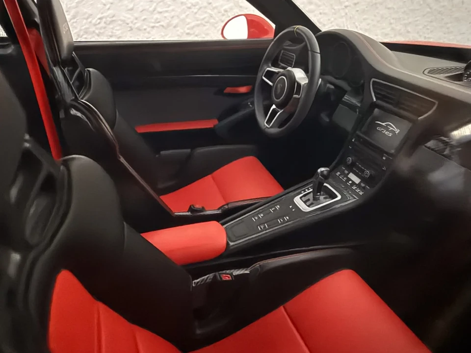 Porsche 991 GT3 RS - Image 25 of 31