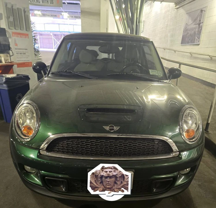 2012 Mini Mini 2nd Gen - Image 7 of 8