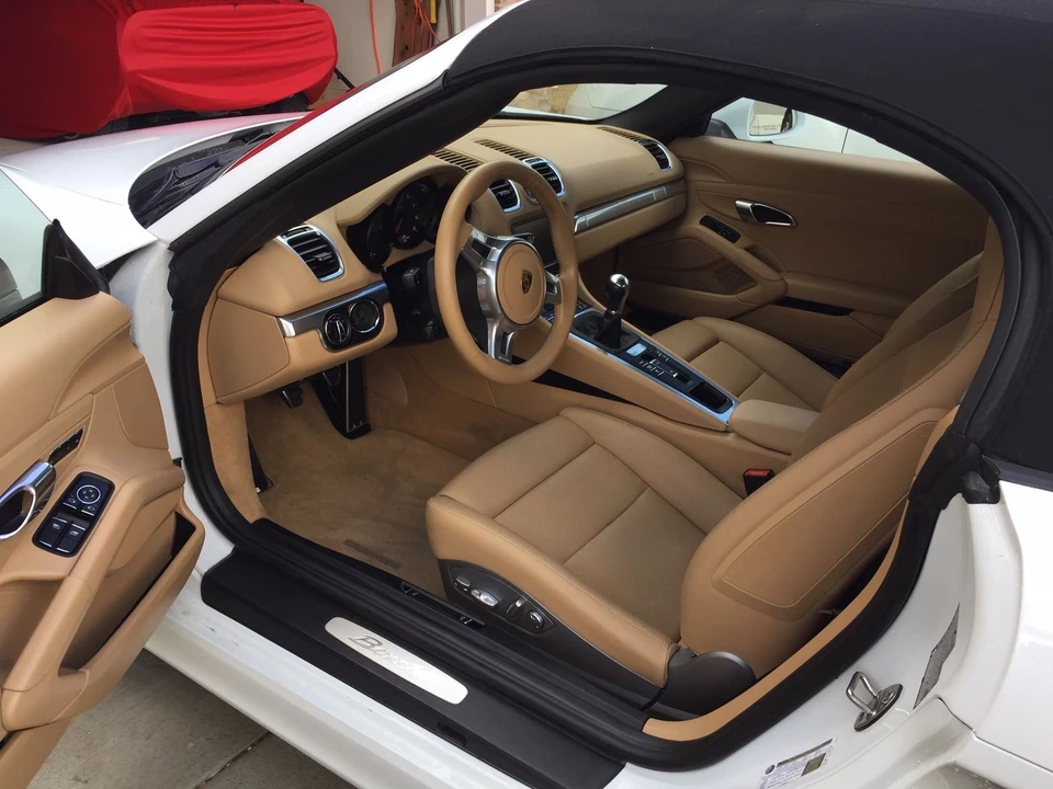 2016 Porsche 981 Boxster - Image 8 of 12