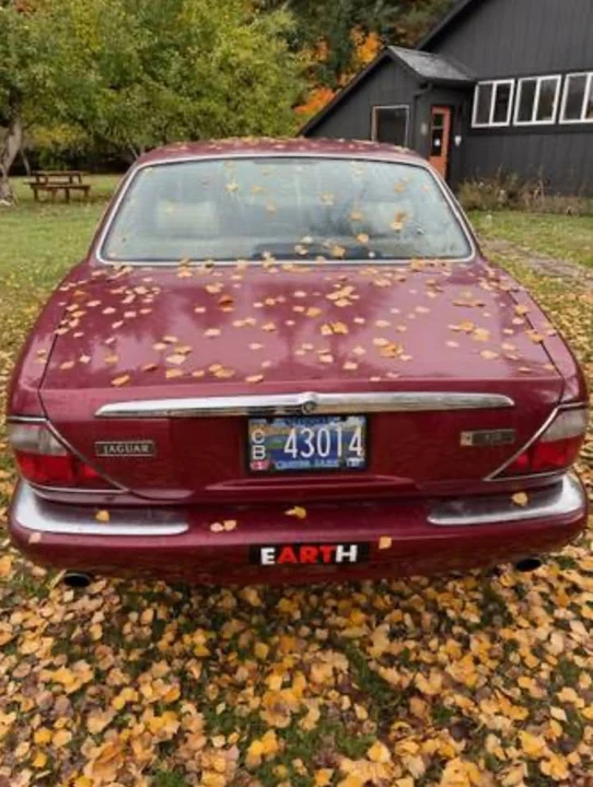 2002 Jaguar X308 XJ - Image 2 of 10