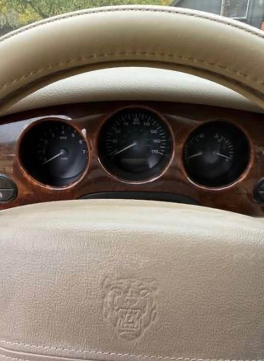 2002 Jaguar X308 XJ - Image 7 of 10