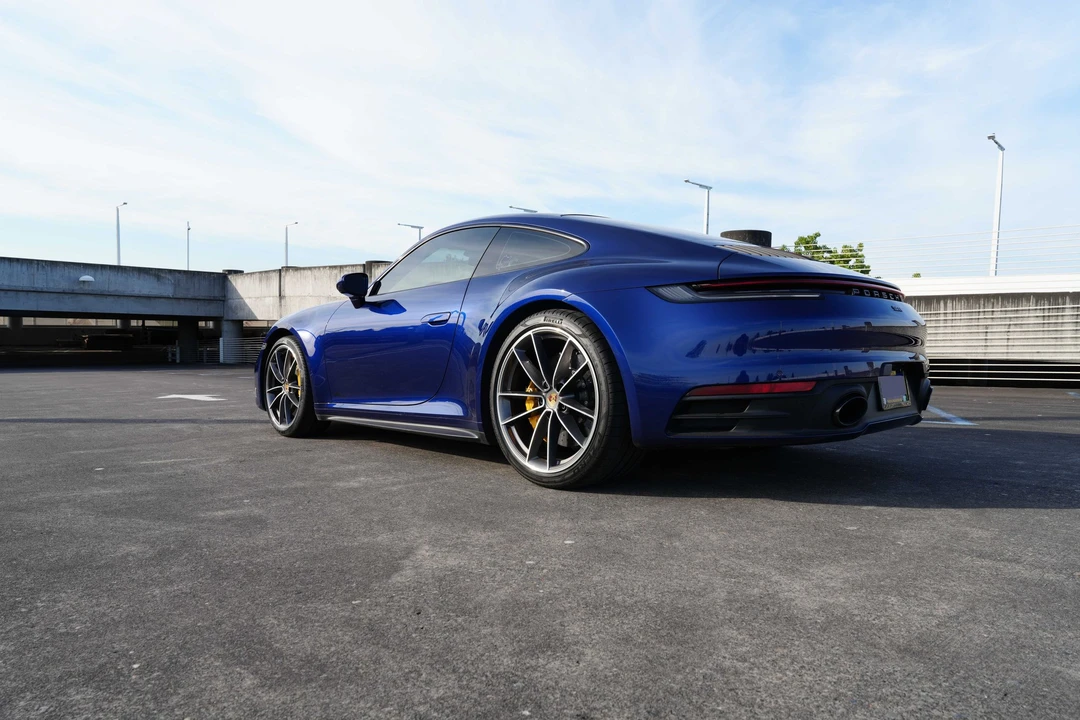 2021 Porsche 992 Carrera 4S - Image 8 of 23