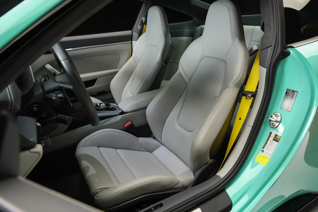 2022 Porsche 992 Turbo S - Image 4 of 8