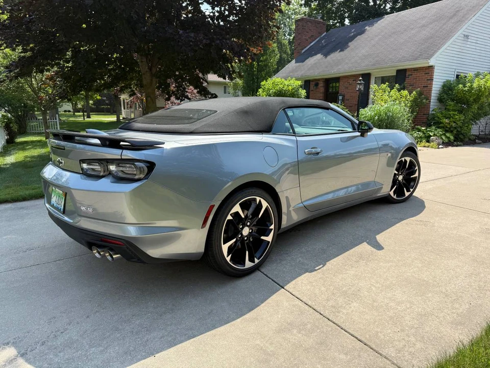 2023 Chevrolet Camaro 6th Gen - Image 3 of 10