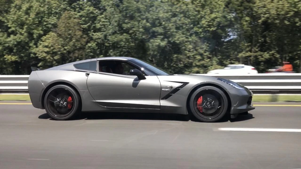 2015 Chevrolet Corvette C7 - Image 2 of 8