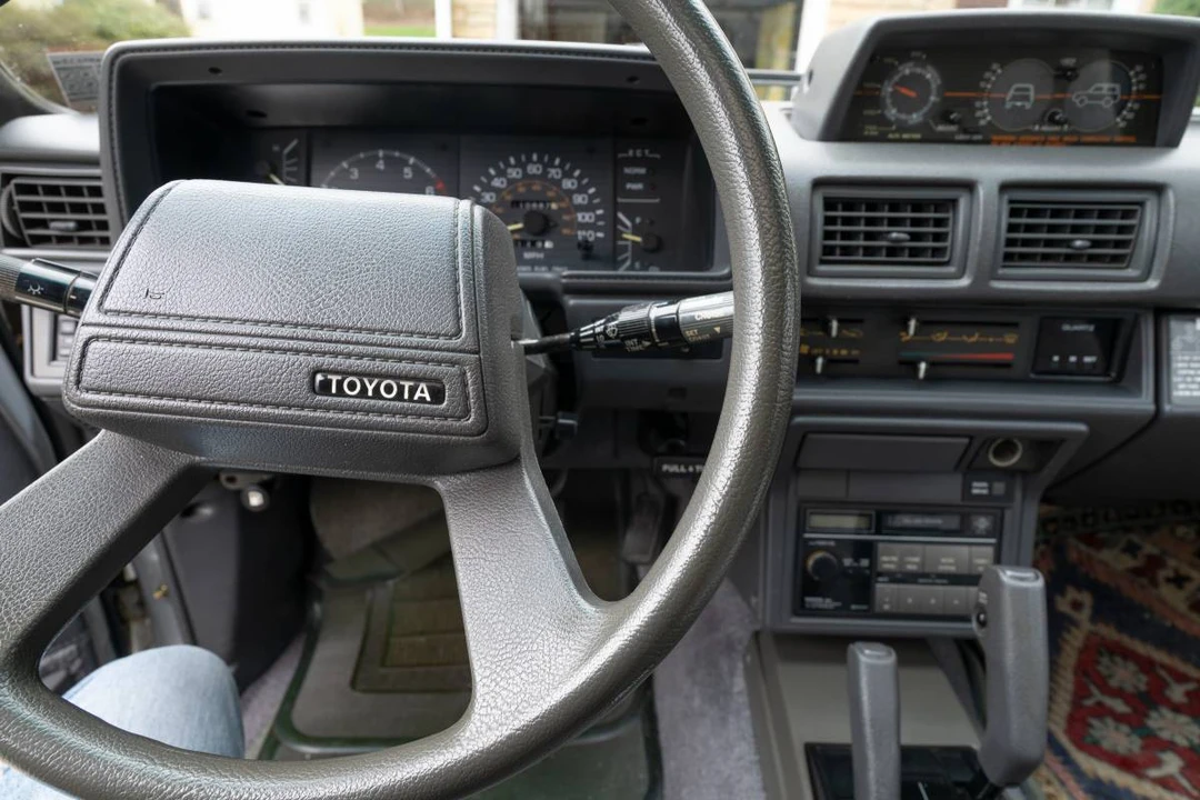 1987 Toyota 4Runner 1st Gen - Image 10 of 16