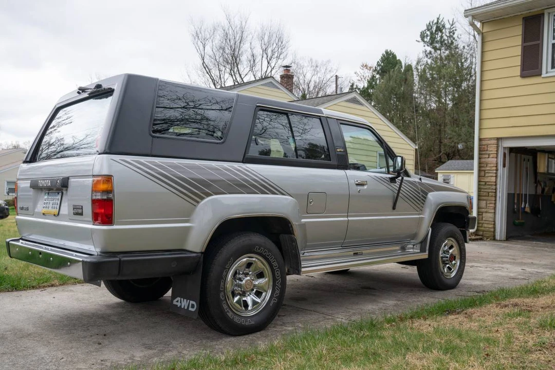 1987 Toyota 4Runner 1st Gen - Image 4 of 16