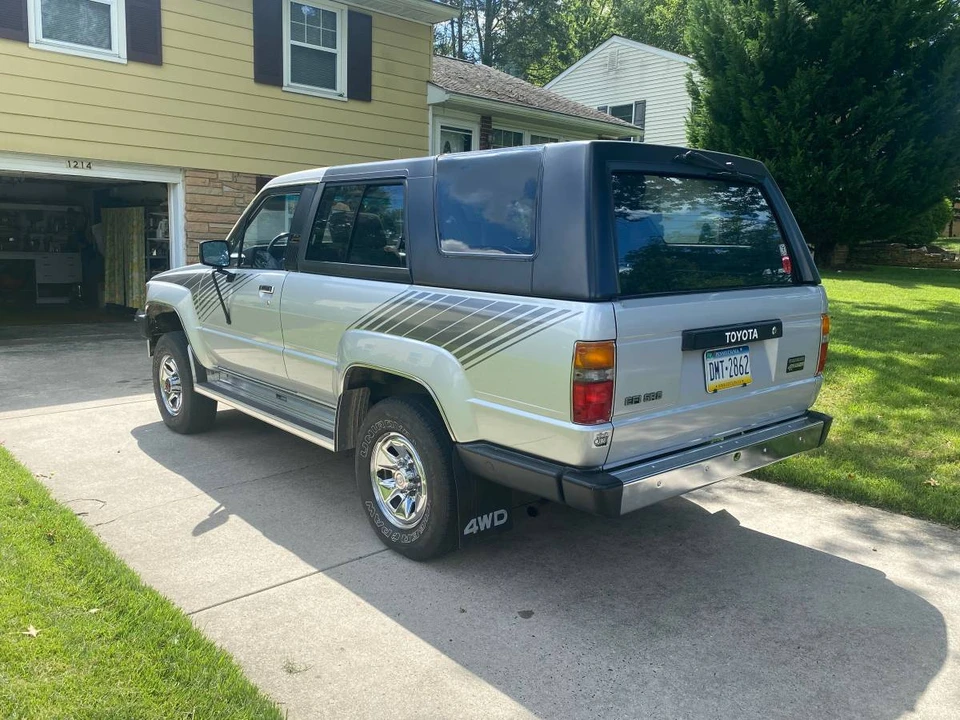 1987 Toyota 4Runner 1st Gen - Image 11 of 16