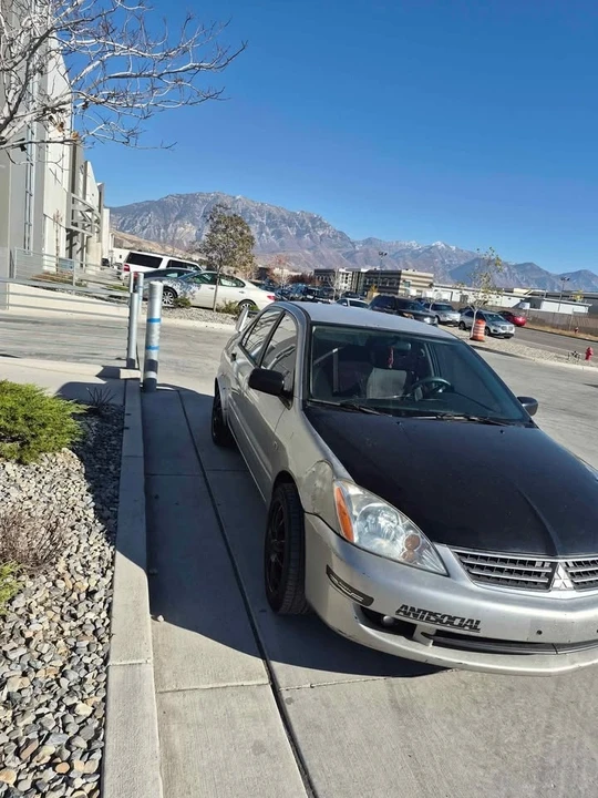 2005 Mitsubishi Lancer 8th Gen - Image 3 of 6