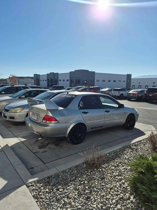 2005 Mitsubishi Lancer 8th Gen - Image 6 of 6