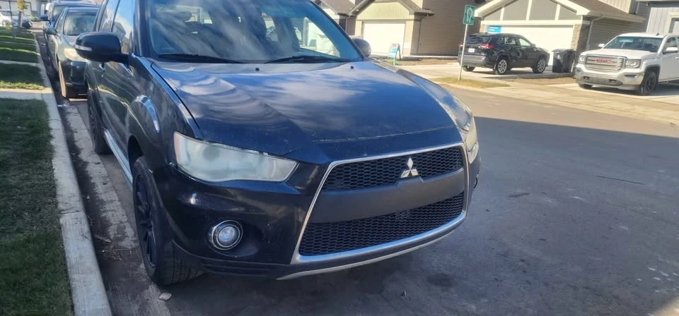 2010 Mitsubishi Outlander - Image 6 of 6