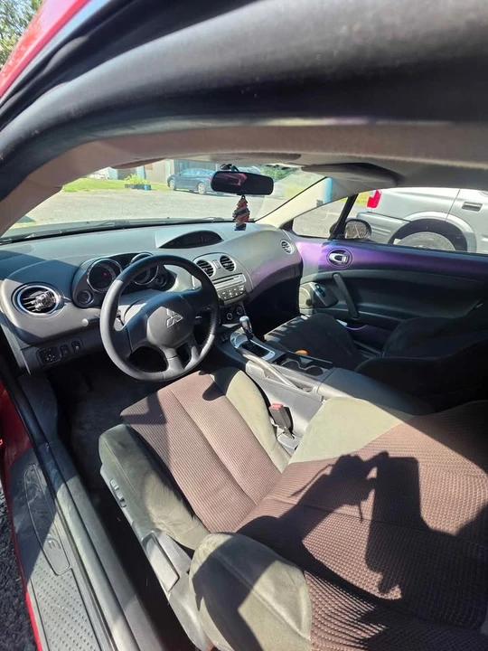2011 Mitsubishi Eclipse 4th Gen - Image 5 of 10