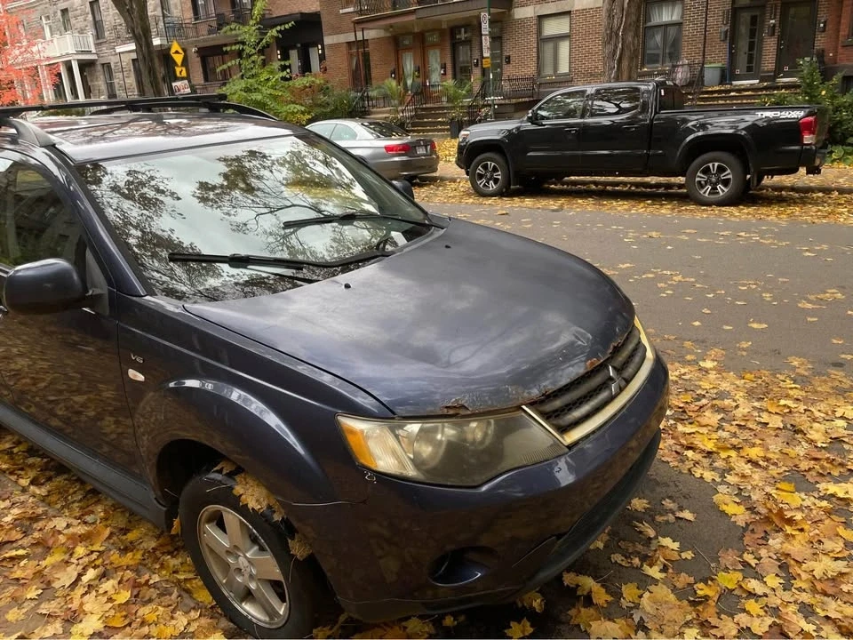 2009 Mitsubishi Outlander - Image 5 of 9