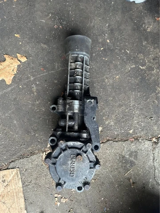 Parts & Memorabilia Gearboxes - Image 8 of 10