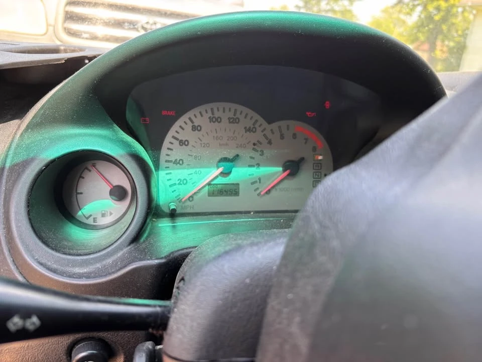 2001 Mitsubishi Eclipse 2nd Gen - Image 6 of 6
