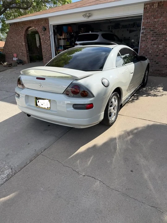 2004 Mitsubishi Eclipse 3rd Gen - Image 3 of 10