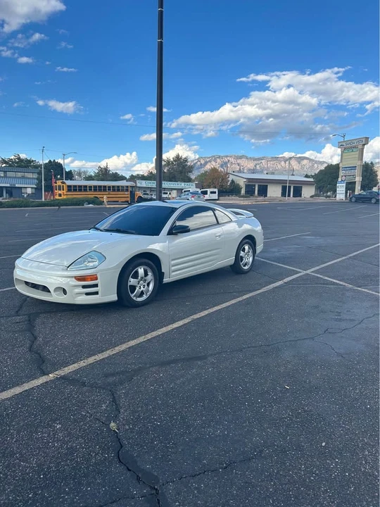 2004 Mitsubishi Eclipse 3rd Gen - Image 5 of 10