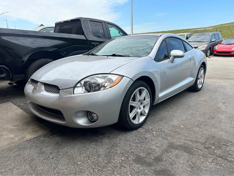2005 Mitsubishi Eclipse 3rd Gen - Image 3 of 10