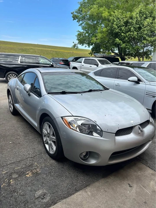 2005 Mitsubishi Eclipse 3rd Gen - Image 2 of 10