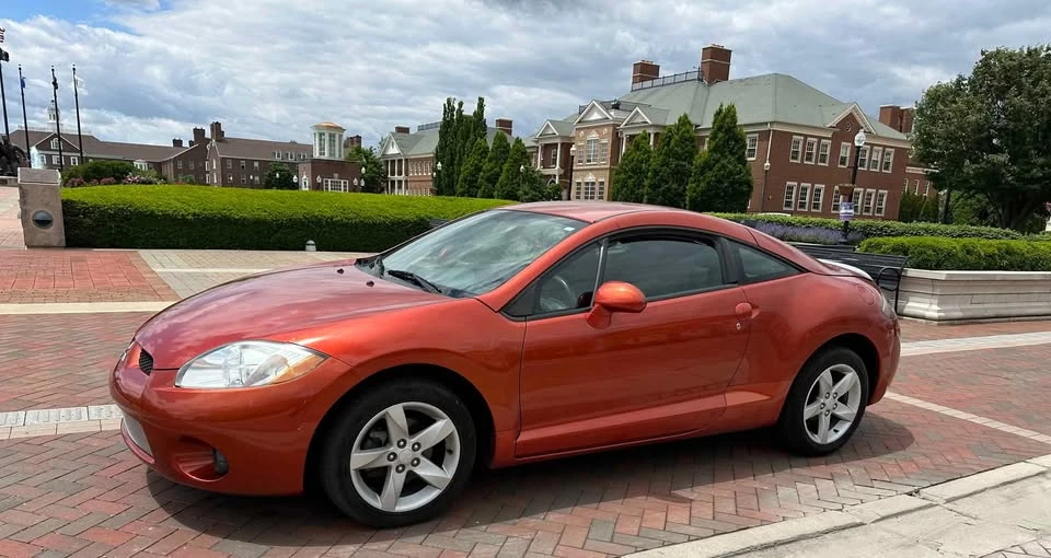 2008 Mitsubishi Eclipse 3rd Gen - Image 5 of 10