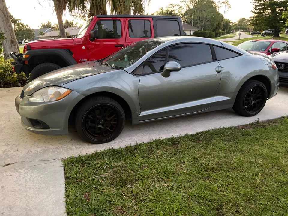 2009 Mitsubishi Eclipse 4th Gen - Image 4 of 7