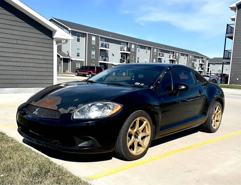 2012 Mitsubishi Eclipse 4th Gen - Image 2 of 7