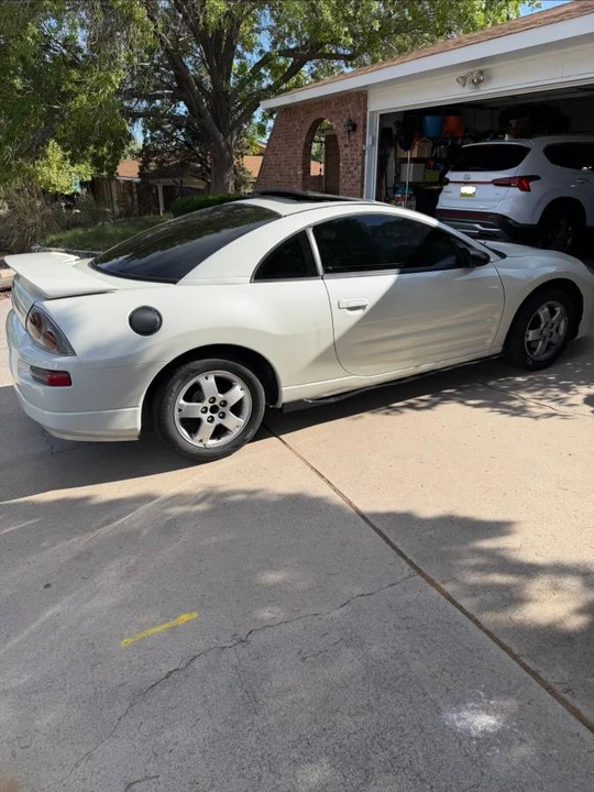 2004 Mitsubishi Eclipse 3rd Gen - Image 2 of 10