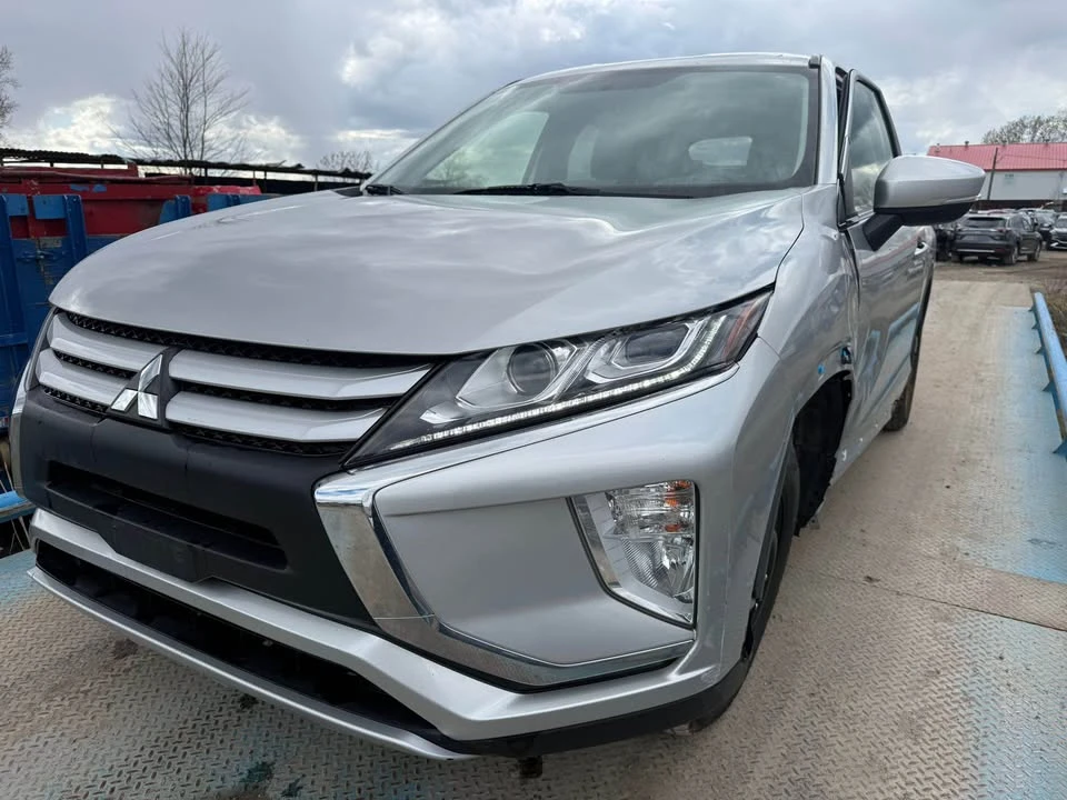 2019 Mitsubishi Eclipse Cross - Image 5 of 10