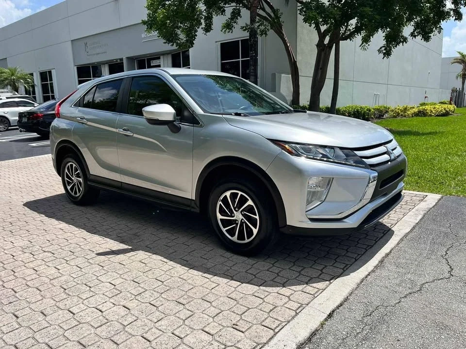 2020 Mitsubishi Eclipse Cross - Image 7 of 9