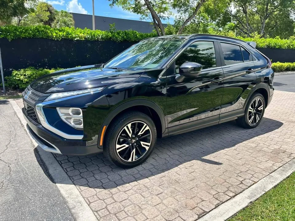 2023 Mitsubishi Eclipse Cross - Image 8 of 9