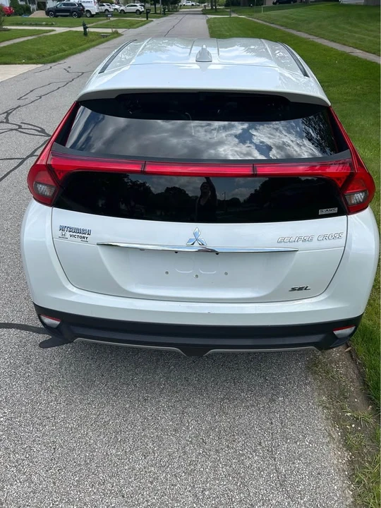 2019 Mitsubishi Eclipse Cross - Image 8 of 10