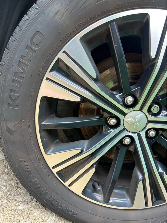 2019 Mitsubishi Eclipse Cross - Image 10 of 10