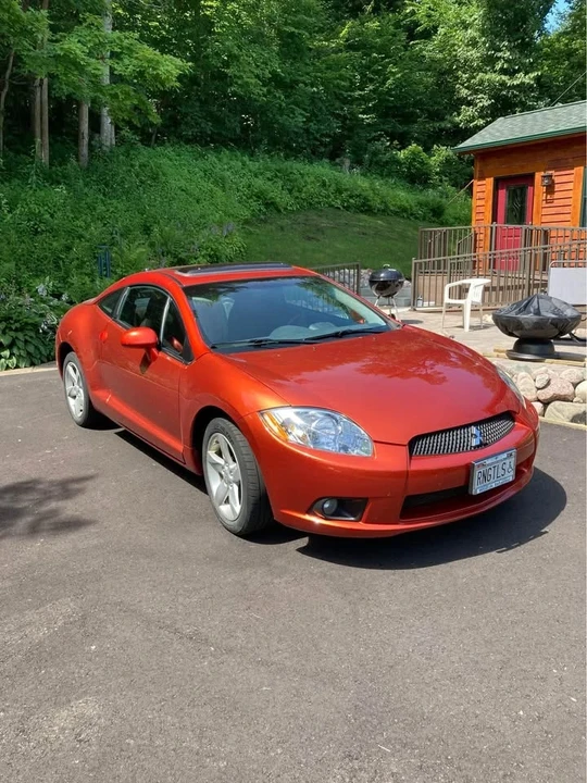 2009 Mitsubishi Eclipse 3rd Gen - Image 2 of 7