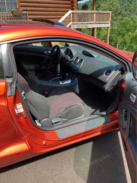 2009 Mitsubishi Eclipse 3rd Gen - Image 5 of 7
