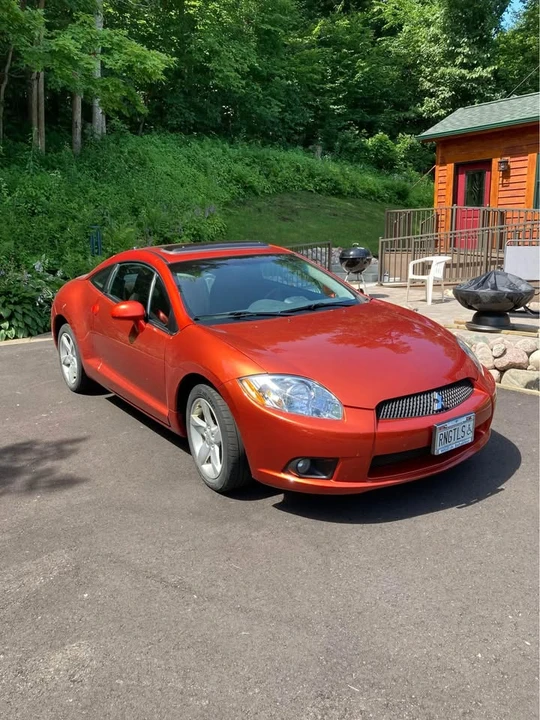2009 Mitsubishi Eclipse 3rd Gen - Image 2 of 7