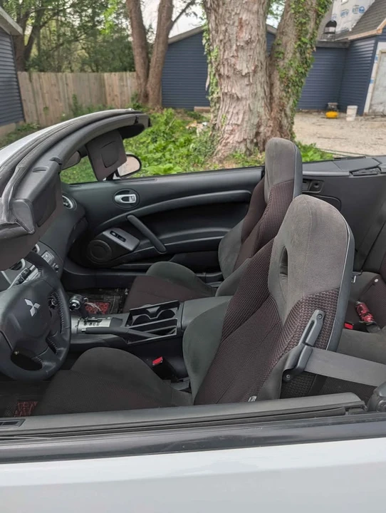 2012 Mitsubishi Eclipse - Image 10 of 10