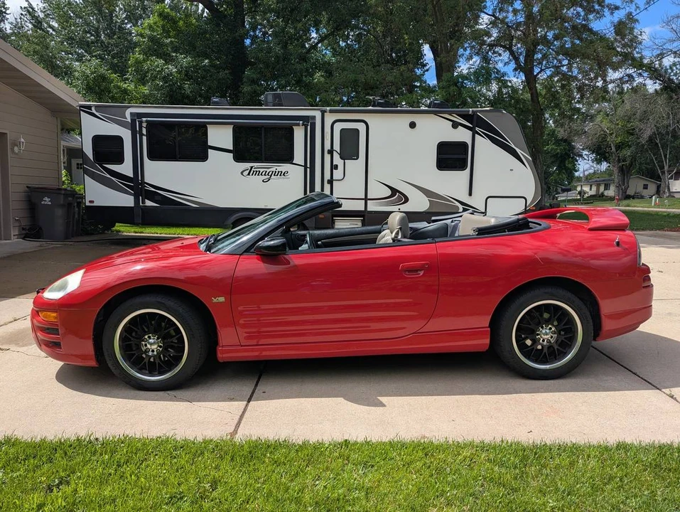 2003 Mitsubishi Eclipse 3rd Gen - Image 2 of 11