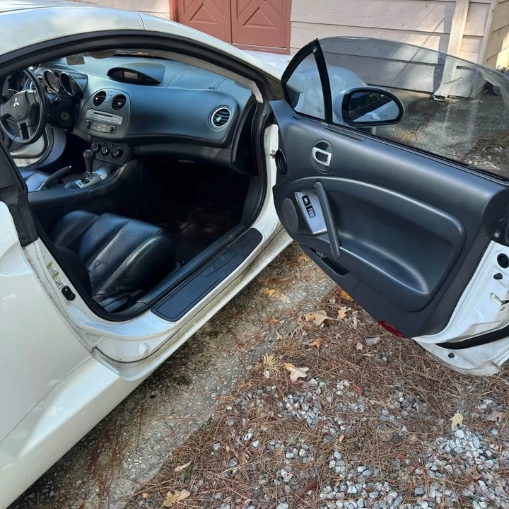2009 Mitsubishi Eclipse 4th Gen - Image 8 of 10