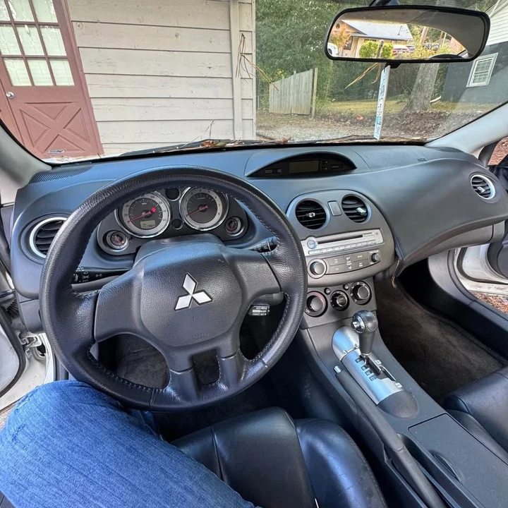2009 Mitsubishi Eclipse 4th Gen - Image 6 of 10