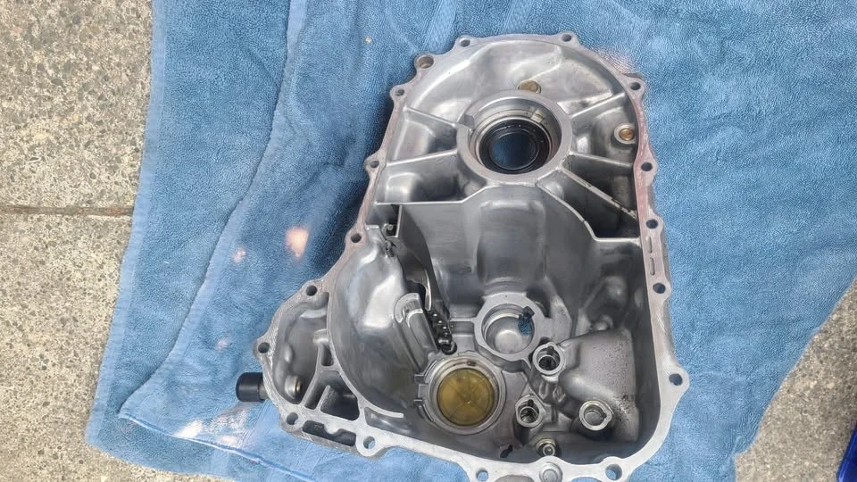 2008 Parts & Memorabilia Gearboxes - Image 5 of 10