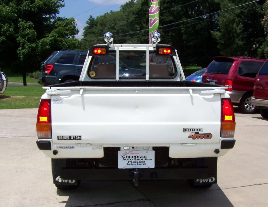 1983 Mitsubishi Triton 1st Gen - Image 3 of 5