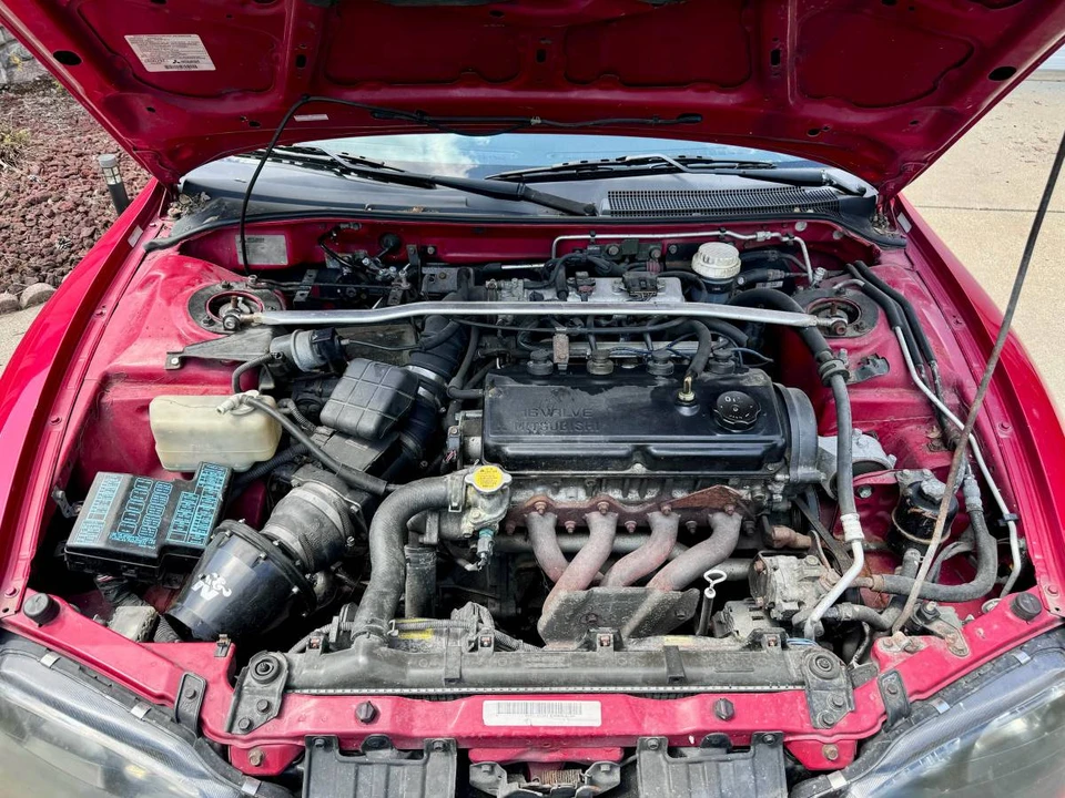 1998 Mitsubishi Eclipse 2nd Gen - Image 6 of 9