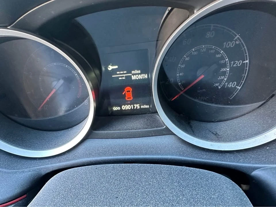 2017 Mitsubishi Lancer 10th Gen - Image 6 of 6