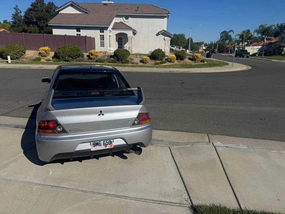 Mitsubishi Lancer Evolution VIII 7th Gen - Image 7 of 10