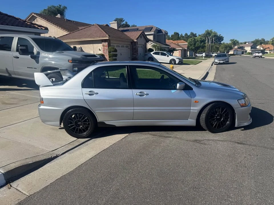 Mitsubishi Lancer Evolution VIII 7th Gen - Image 4 of 10