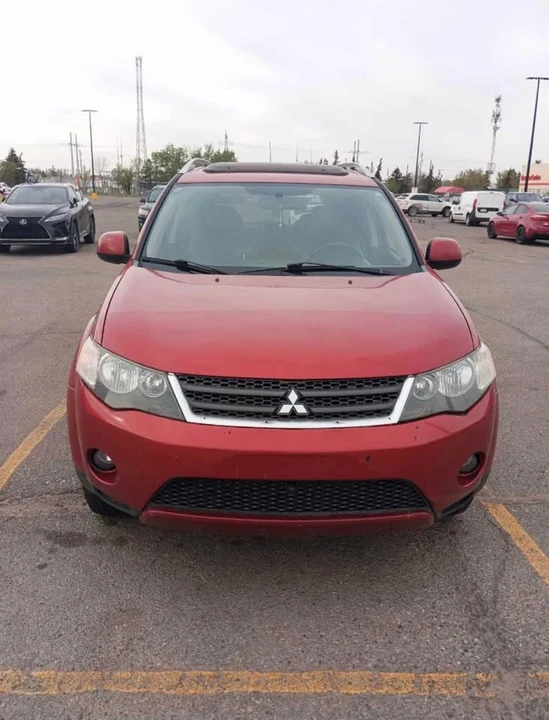 2008 Mitsubishi Outlander - Image 3 of 9