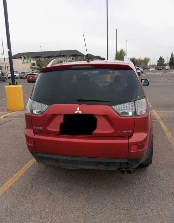 2008 Mitsubishi Outlander - Image 9 of 9