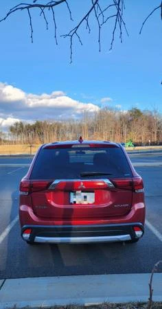 2017 Mitsubishi Outlander - Image 6 of 8