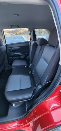 2017 Mitsubishi Outlander - Image 8 of 8