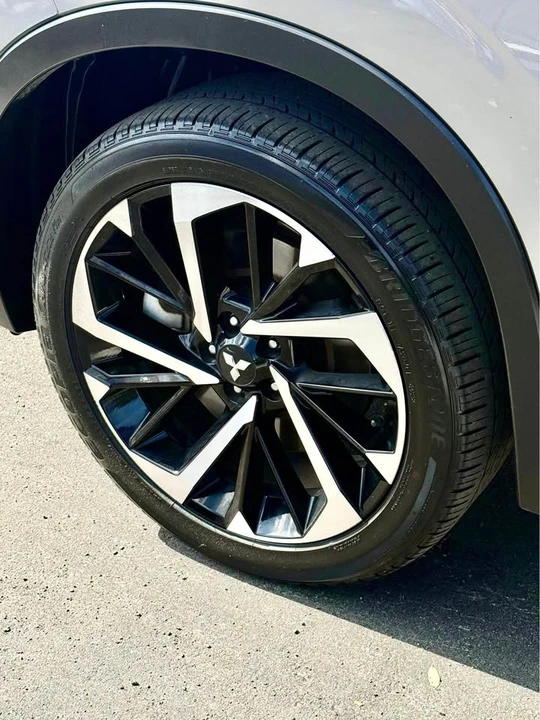 2024 Mitsubishi Outlander - Image 7 of 7